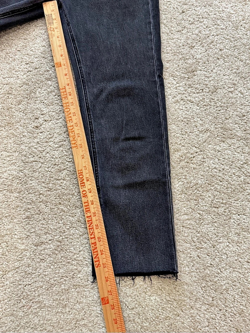 🔹 Easy Clothes Size 38 Charcoal Black High Rise Straight Leg Raw Hem Jeans - Picture 7 of 7